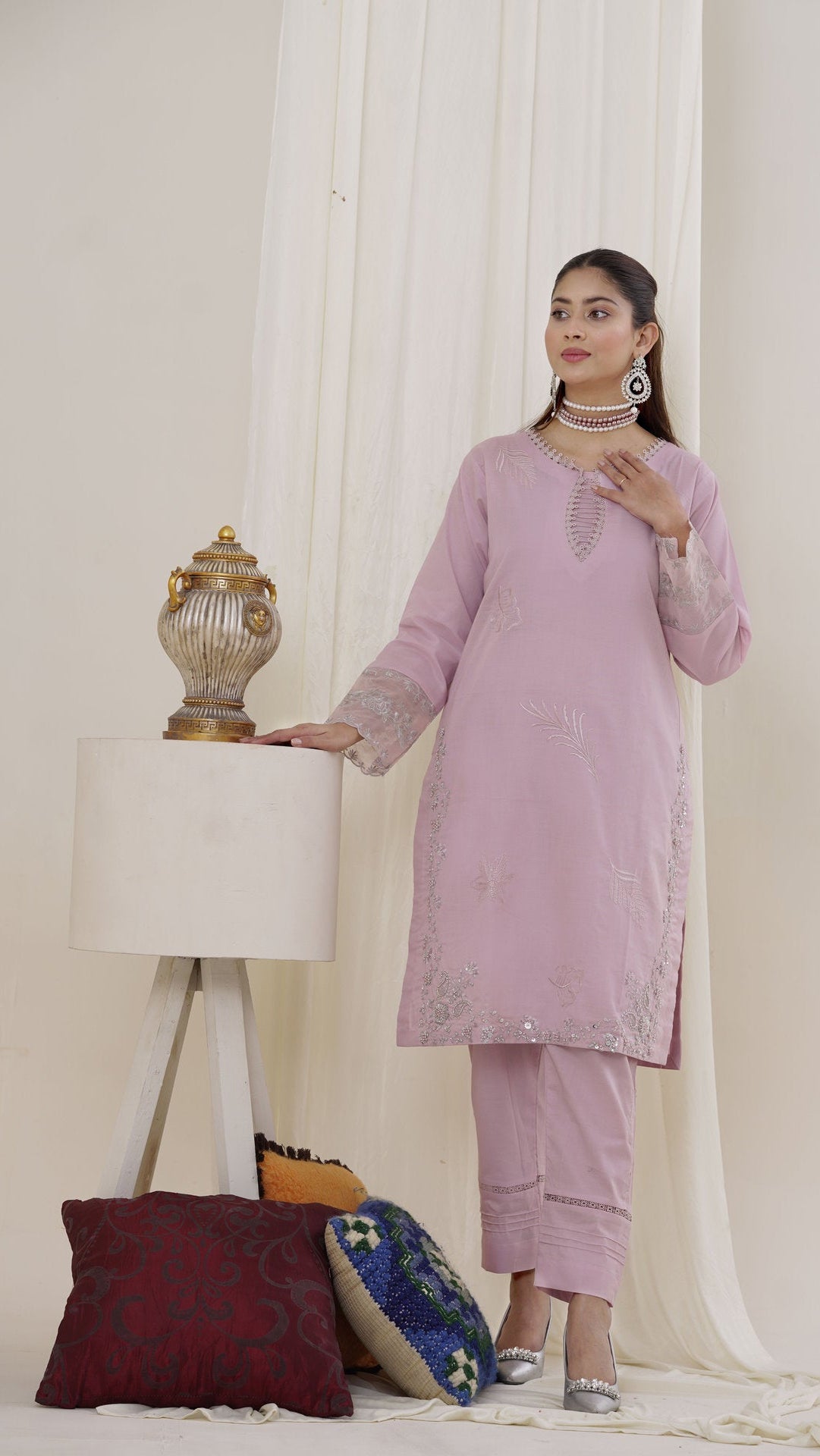 2214-Light Pink Embroidered 2-Piece Dhanak Suit