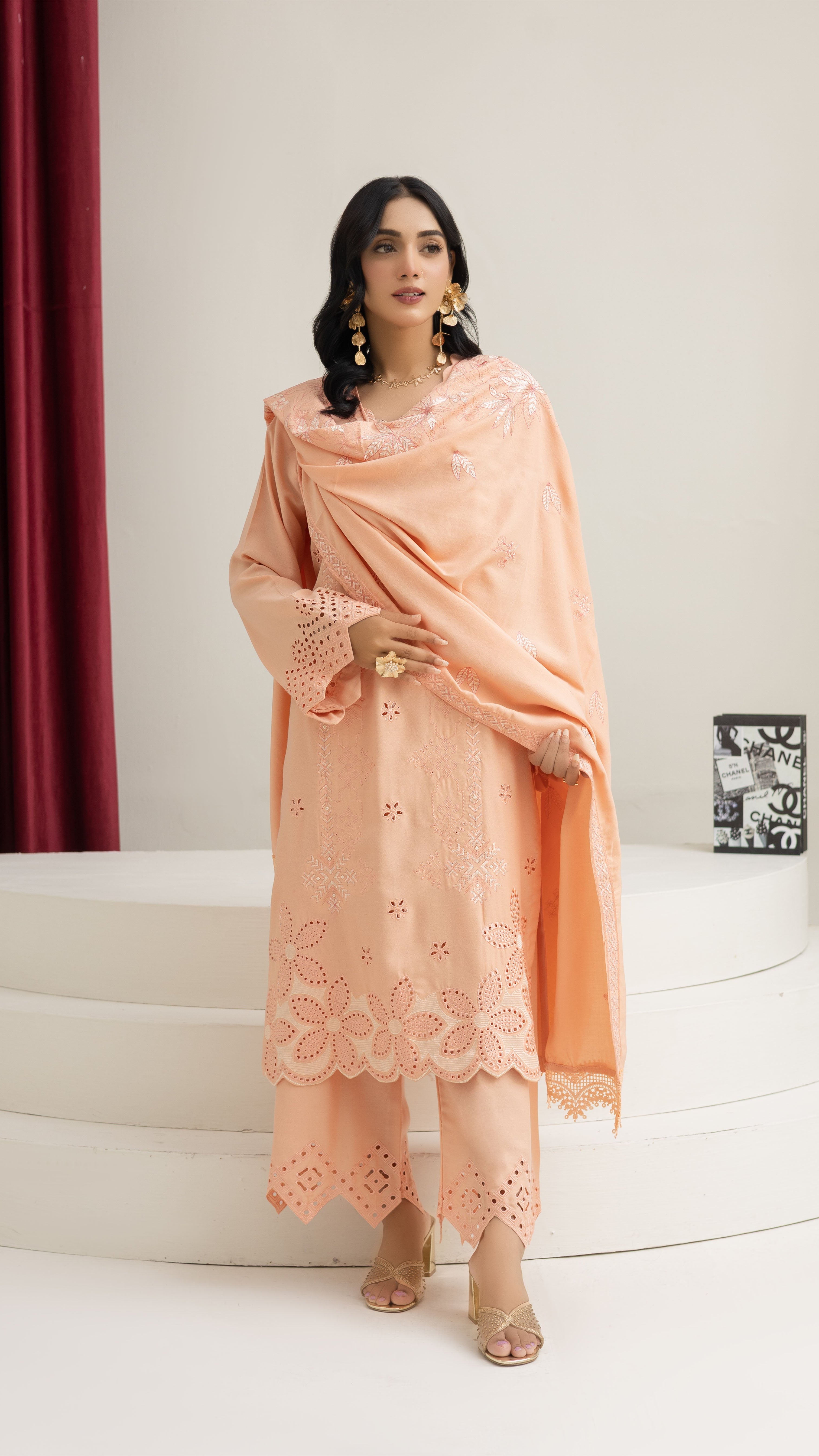 2226- Peach Embroidered 3-Piece Dhanak Suit