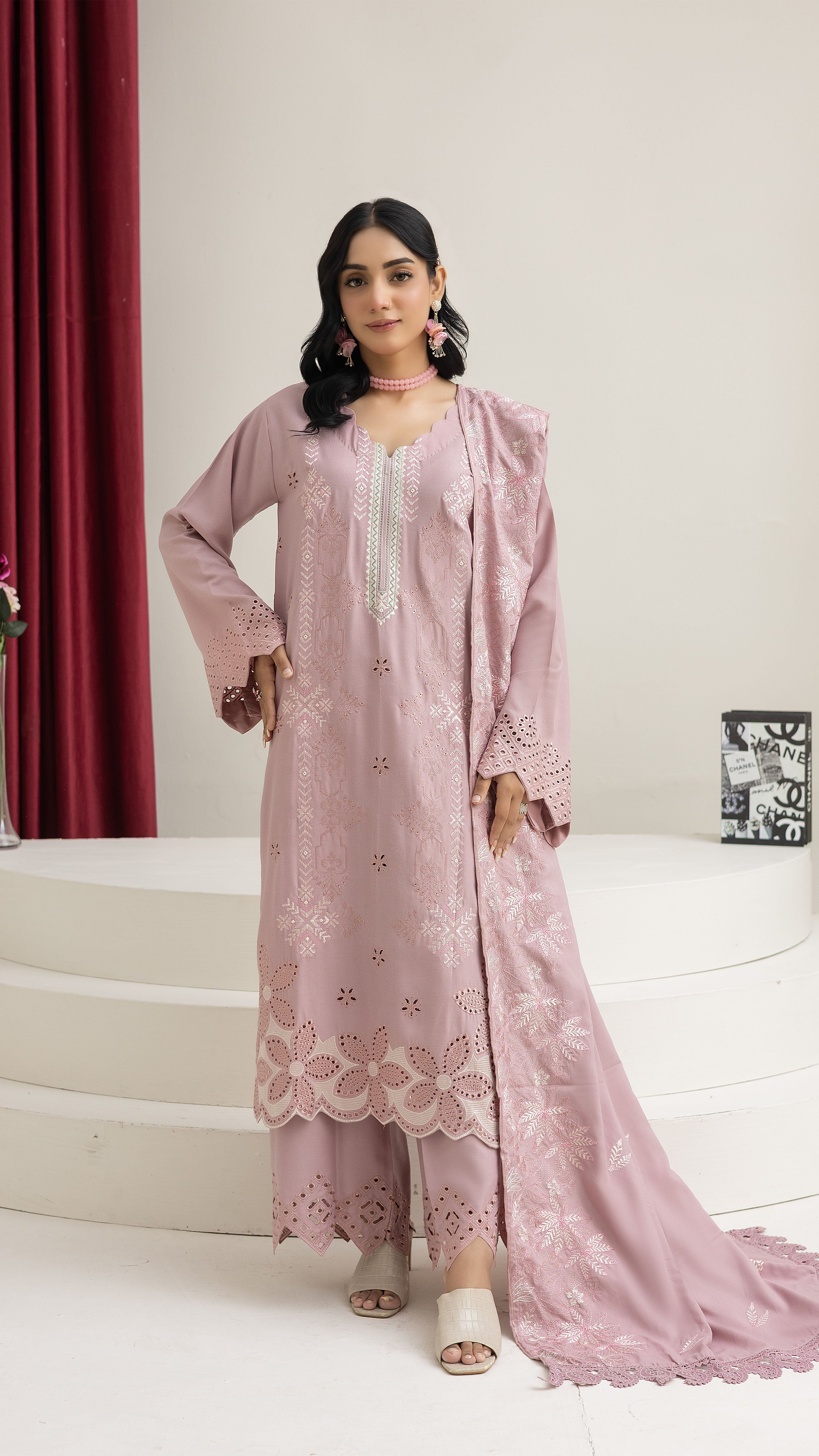 2226- Piyazi Embroidered 3-Piece Dhanak Suit