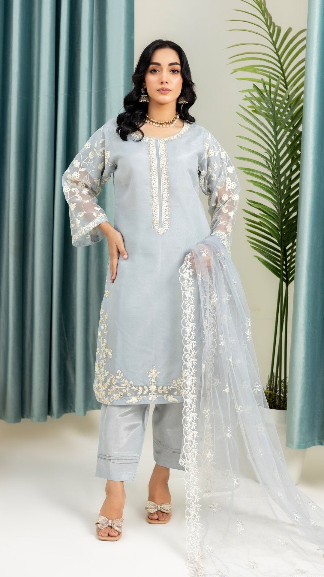 2231 - Silver 4 Piece Embellished Organza Suit