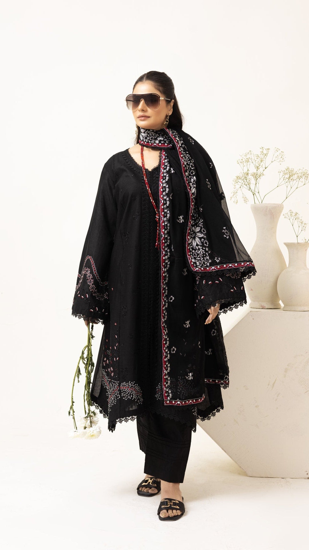 2252-Black Embroidered 3-Piece Cotton Lawn Suit – Elegant Summer Wear