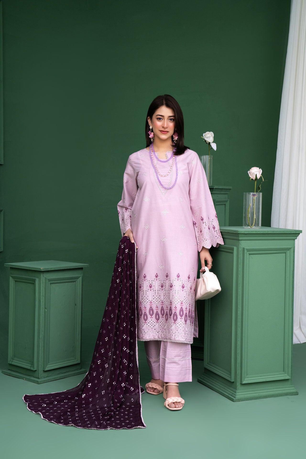2267-Pink Embroidered 3-Piece Lawn Suit – Elegant Summer Wear