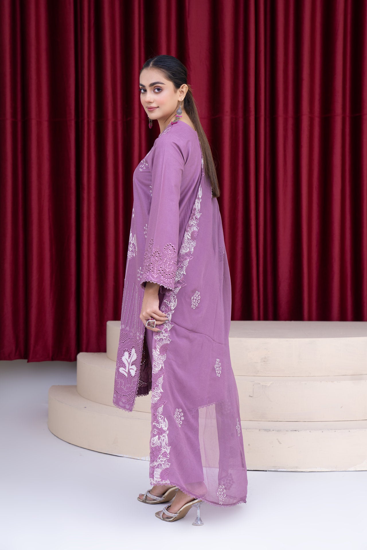 2269- piyazi Embroidered 3-Piece Lawn Suit – Elegant Summer Wear