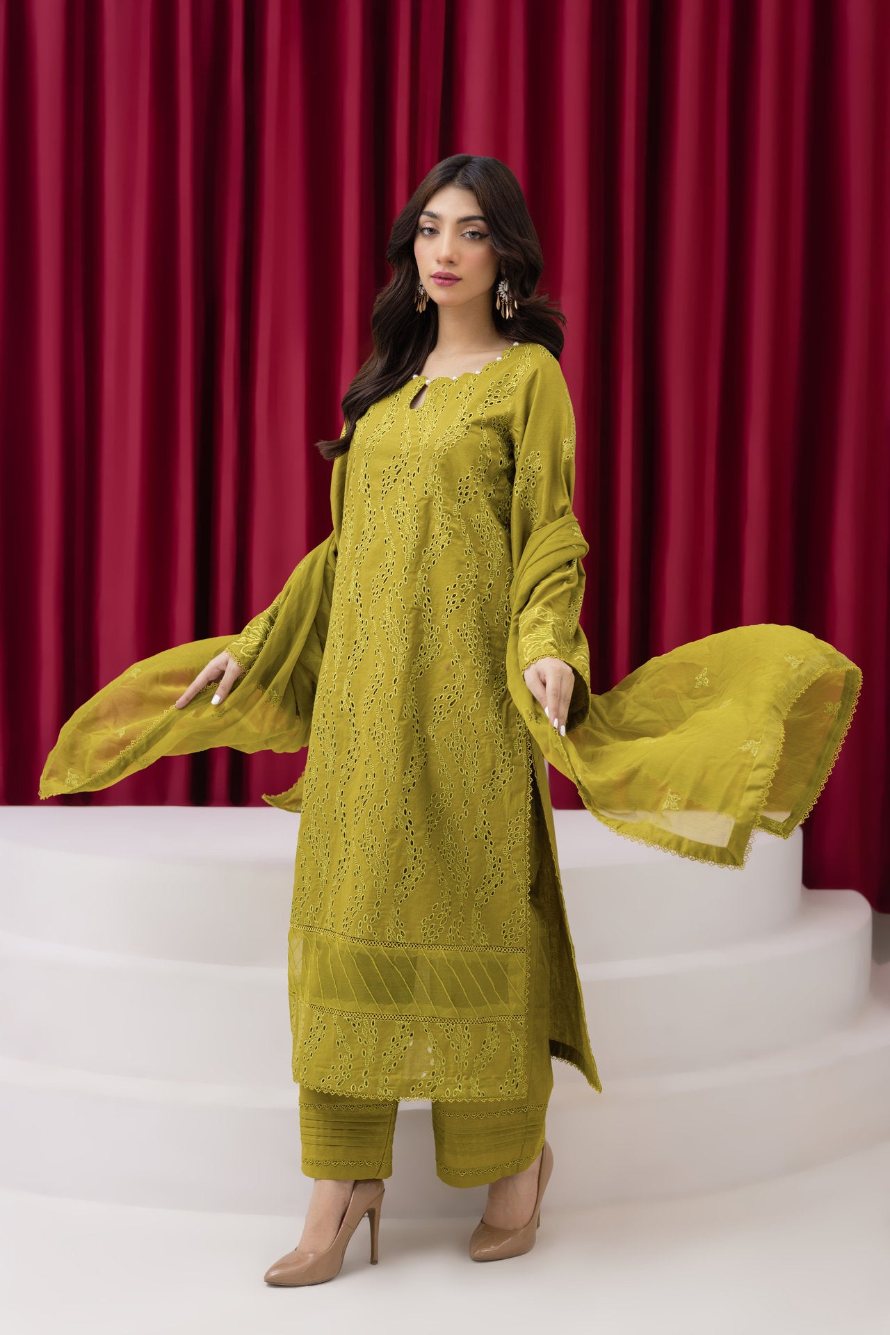 2277-Parrot Green Embroidered 3-Piece Cotton Lawn Suit