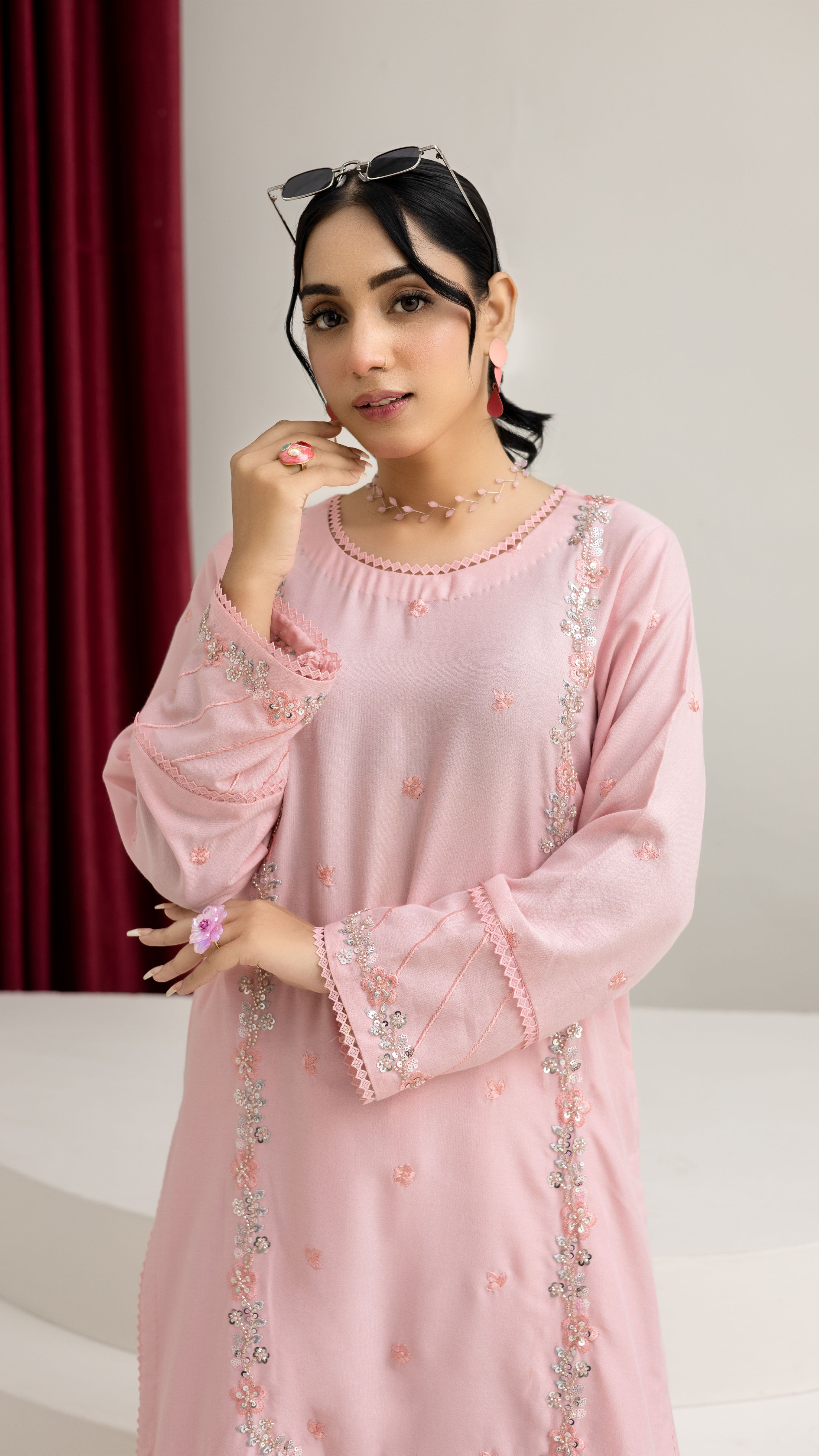 2286- Light Pink Embroidered 2-Piece Dhanak Suit