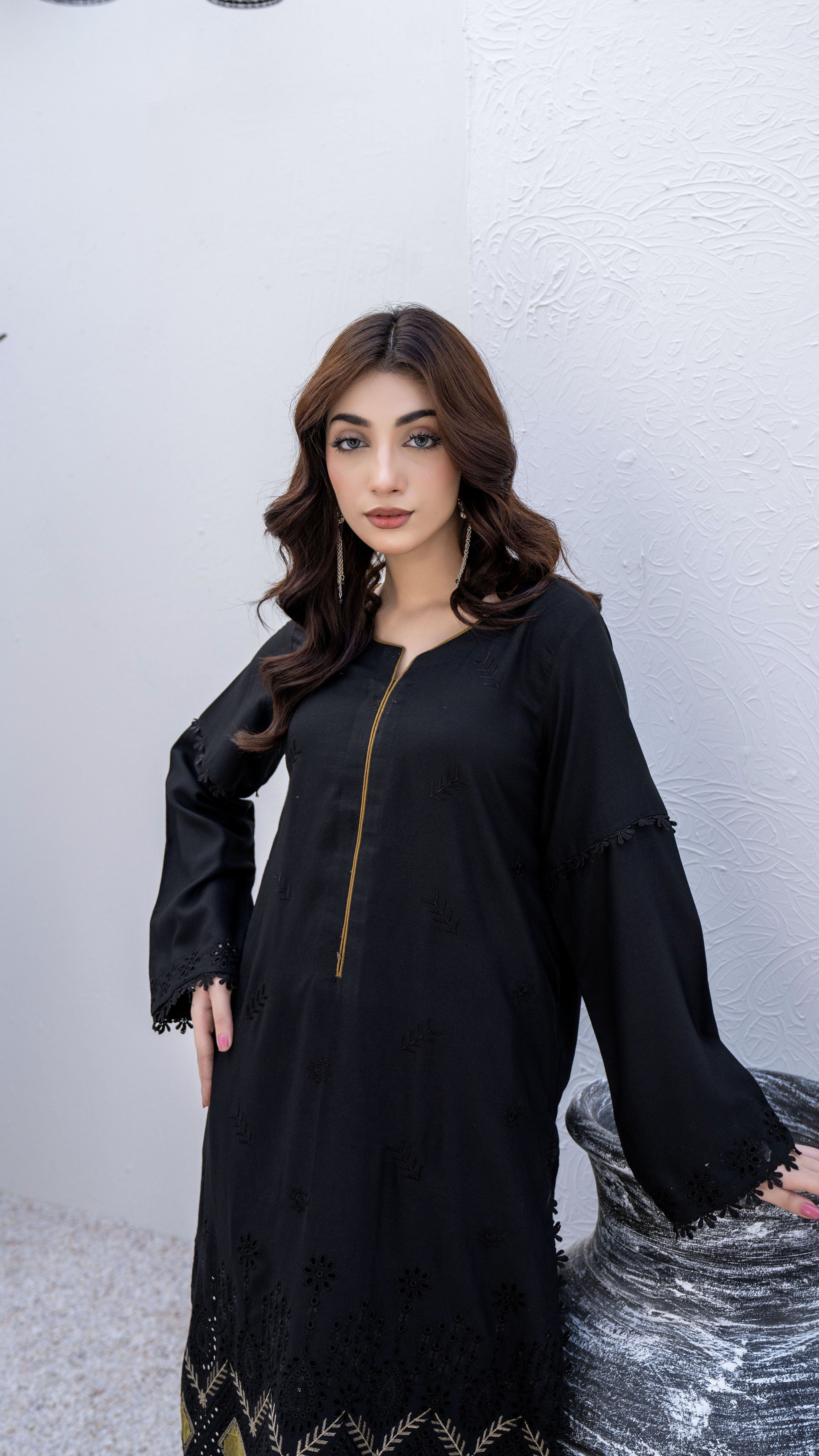 2289 2-Piece Black Embroidered Dhanak Suit