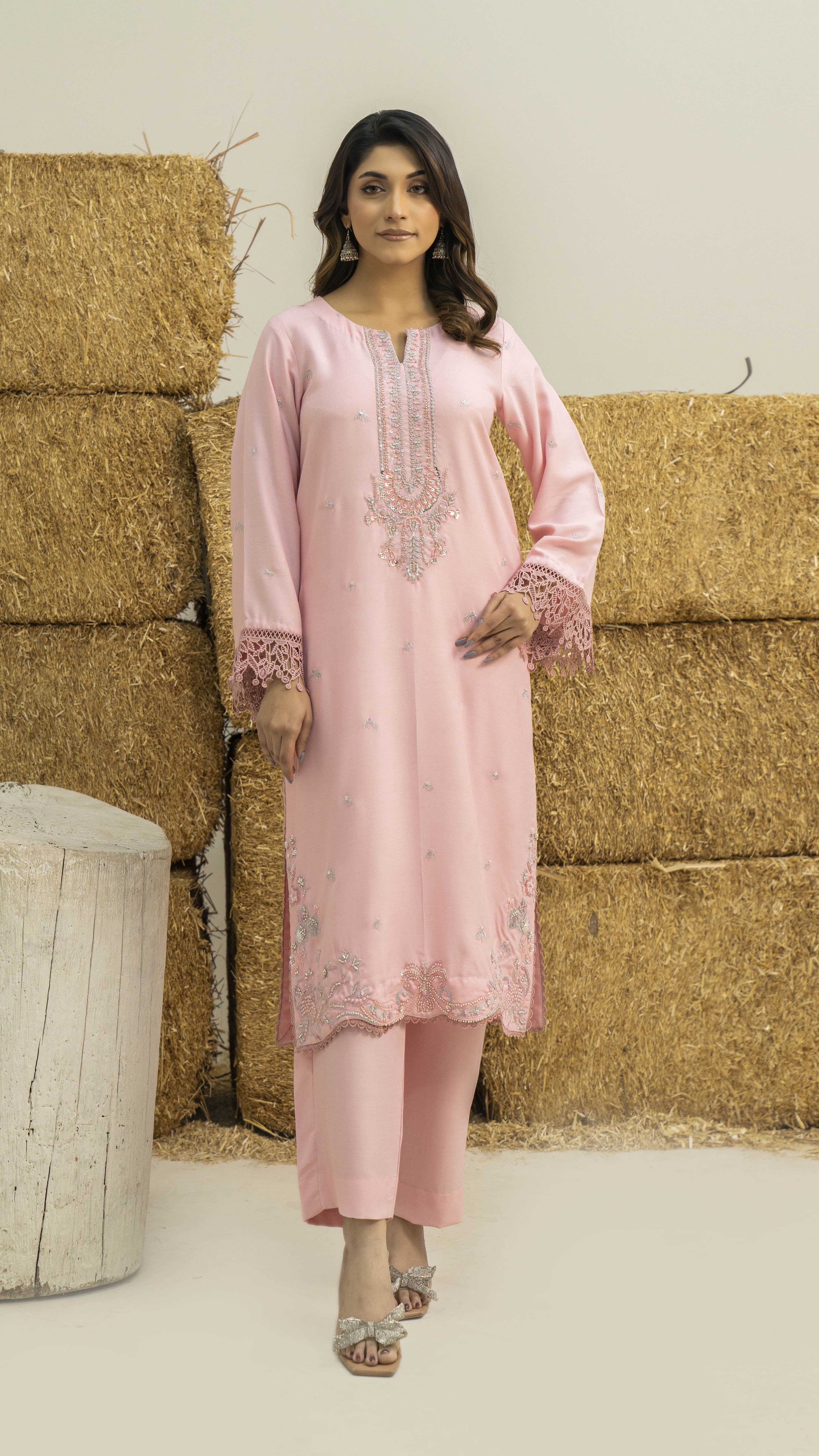 2297 Baby Pink 2-Piece Embroidered Dhanak Suit