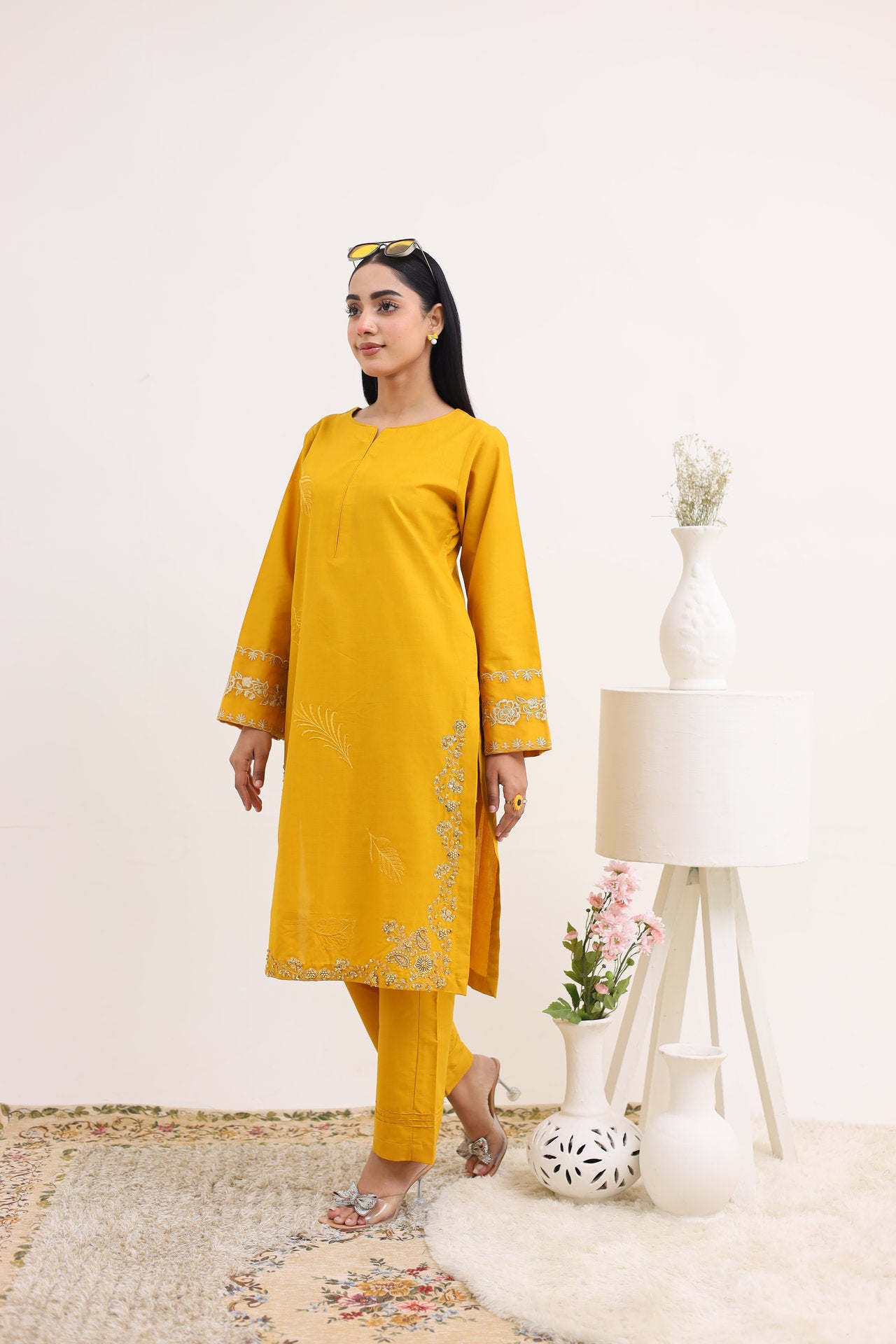 2214-Gold Elegant Embroidered 2-Piece Suit