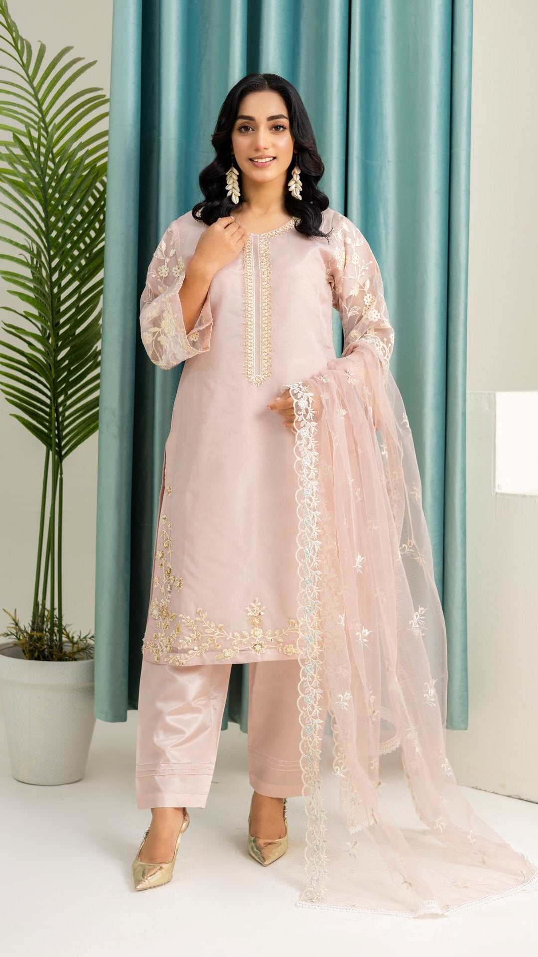 2231-Pink Blush 4 Piece Embellished Organza Suit