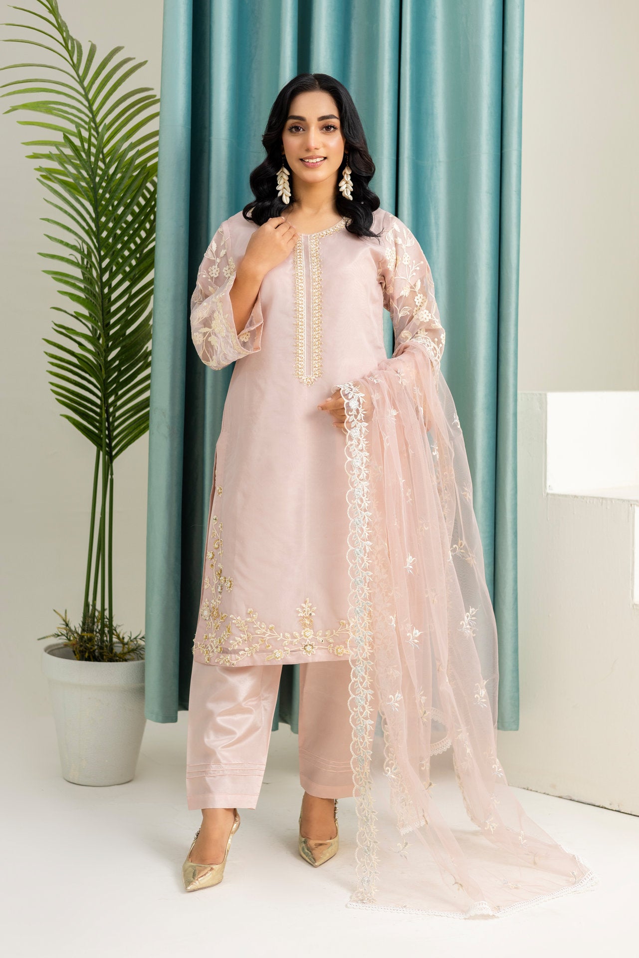 2231-Pink Blush 4 Piece Embellished Organza Suit