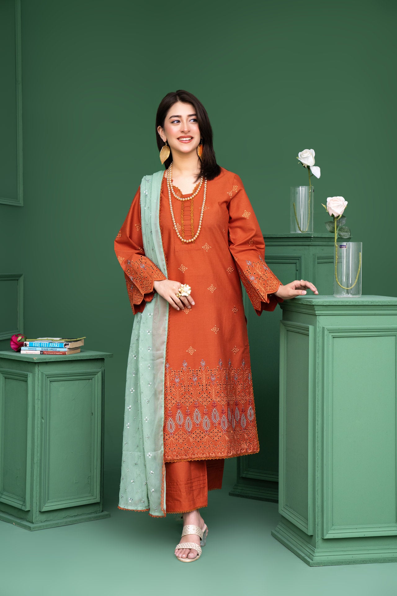 2267-katha Embroidered 3-Piece Lawn Suit – Elegant Summer Wear