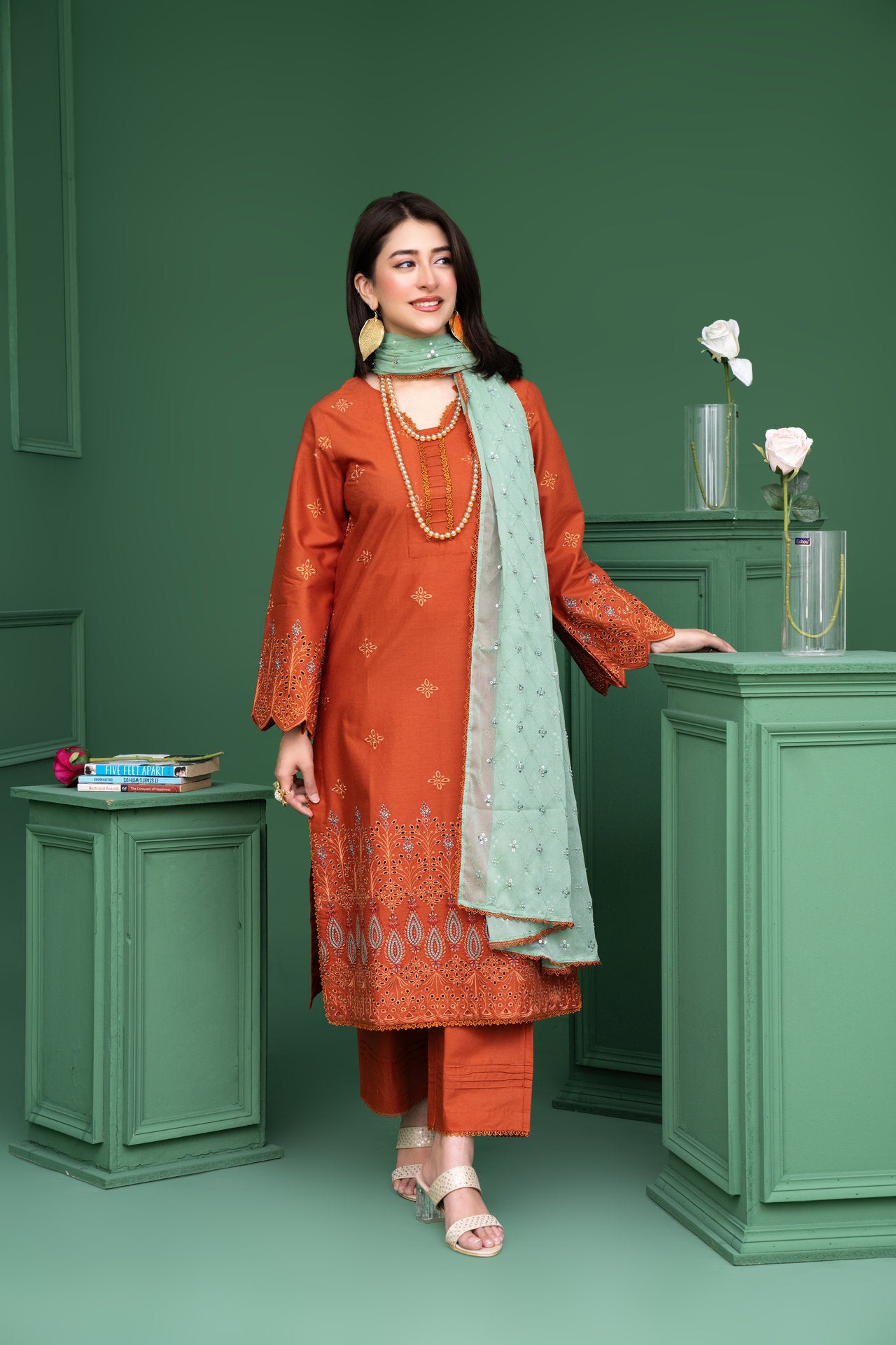 2267-katha Embroidered 3-Piece Lawn Suit – Elegant Summer Wear