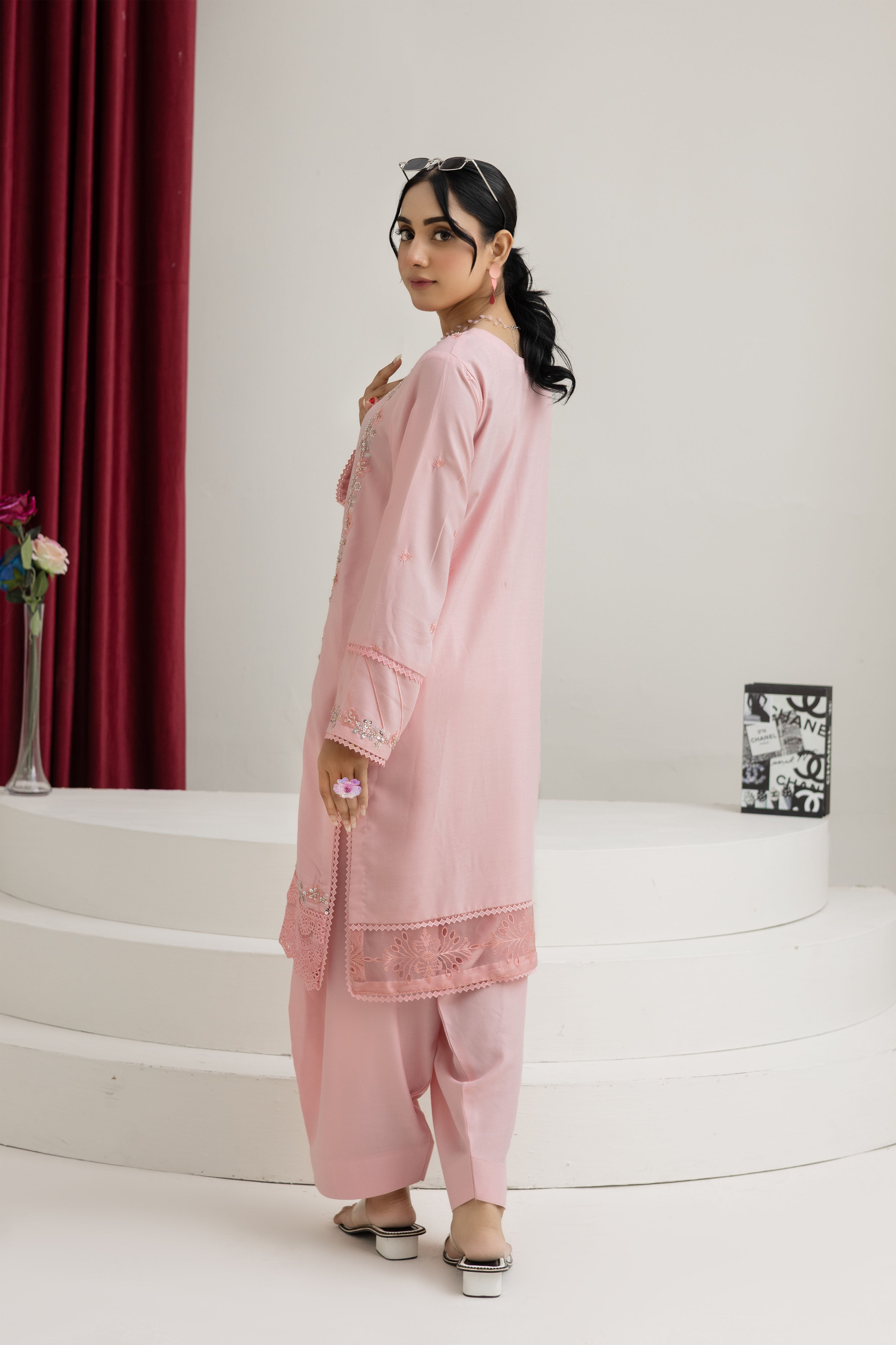 2286- Light Pink Embroidered 2-Piece Dhanak Suit