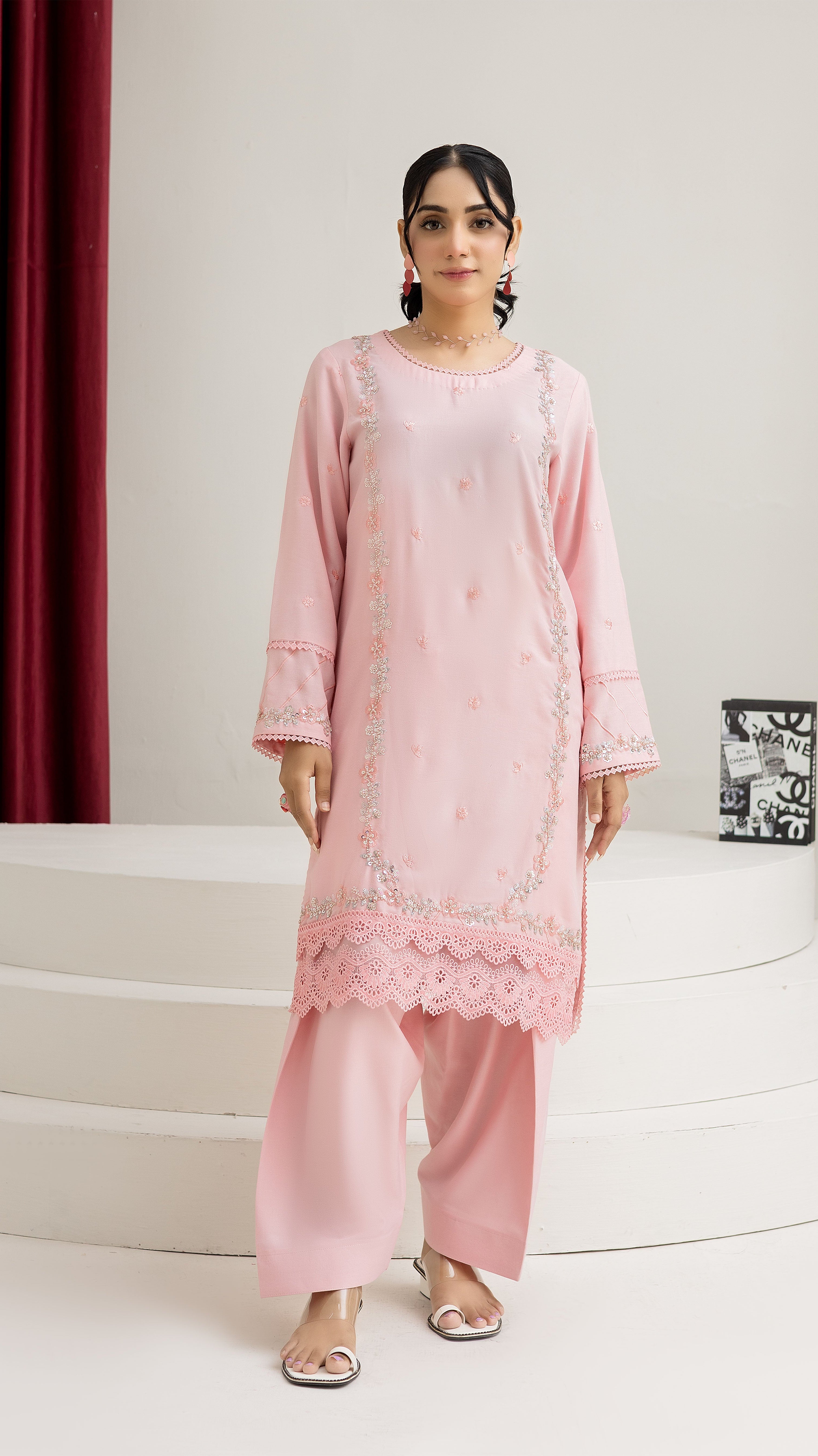 2286- Light Pink Embroidered 2-Piece Dhanak Suit