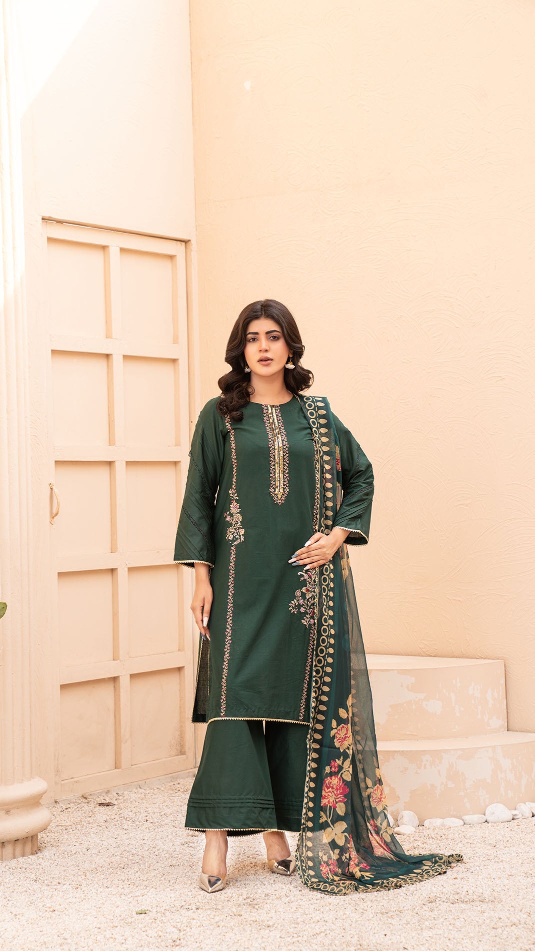 2321-Mongia 3-Piece Suit  Embroidered Cotton lawn Suit